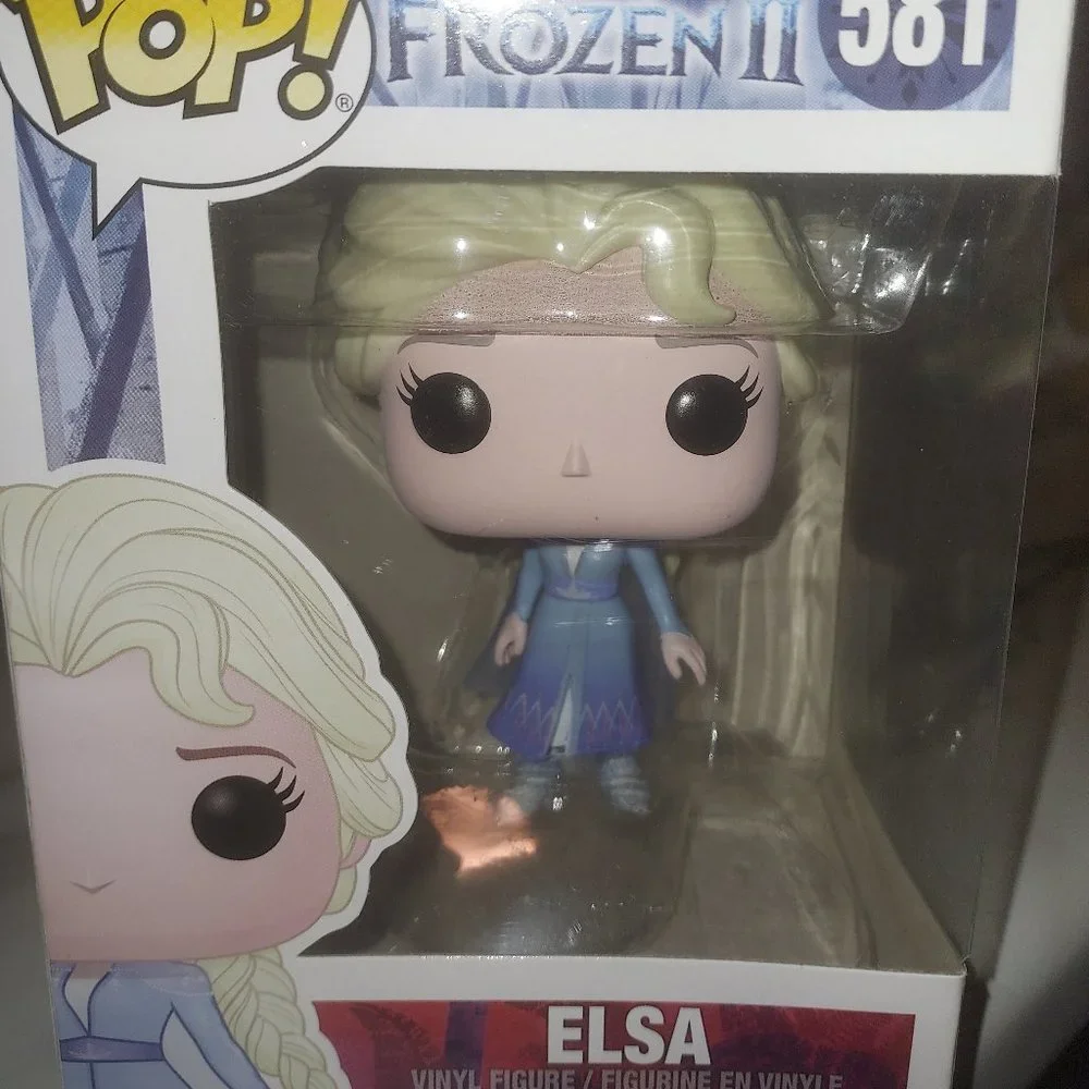 Funko Pop Elsa - Picture 1 of 5